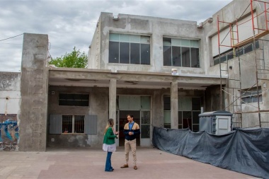 Petrecca destacó inversión municipal en "mantener escuelas en condiciones"