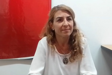 "Escuelas deben tener autonomía para transformar programas educativos"