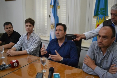 Juego de renuncias, corrimientos y acusaciones de corrupción en el gabinete municipal