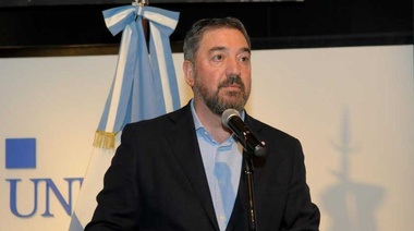 "No vamos a permitir que destruyan la universidad", dijo Tamarit tras el veto