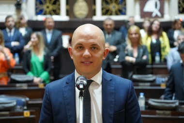 Zurro se quedó con la presidencia de bloque en diputados UxP