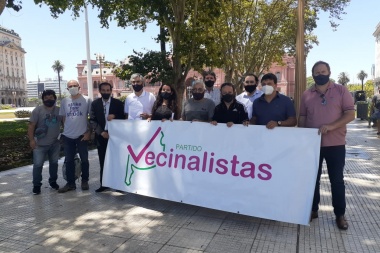 Vecinalistas de General Villegas llevaron a Casa Rosada el pedido de boleta única para las primarias