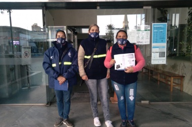 Promotoras Ambientales capacitaron sobre reciclado a trabajadores de Tribunales