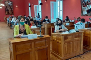La oposición lamentó la "falta de diálogo" y recordó que el aumento de tasas se dio con los votos de JxC