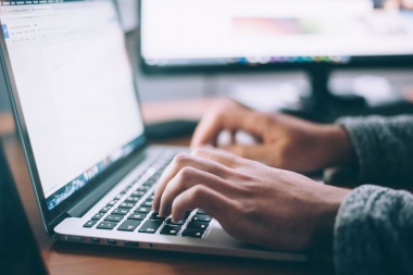 Proponen crear un sistema de consultas vía web para los resultados de hisopados