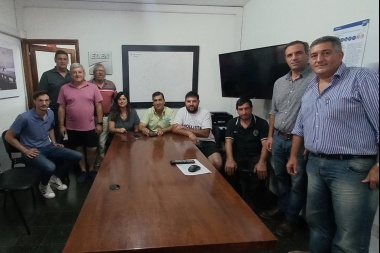 Fomentistas se reunieron con EDEN y pidieron obras y poda de plantas
