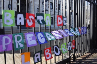Docentes reclaman por la continuidad laboral del plan +ATR