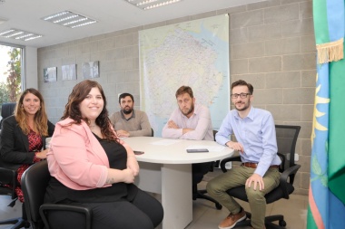 Bozzano se reunió con Simone y participó del lanzamiento de “Mesa Bonaerense”