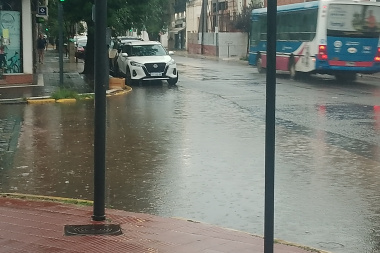 Ante el alerta por tormentas fuertes, municipios de la región adoptan medidas de emergencia