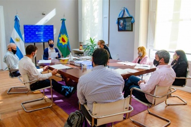 Reunión para comenzar a diagramar la post pandemia en Junín