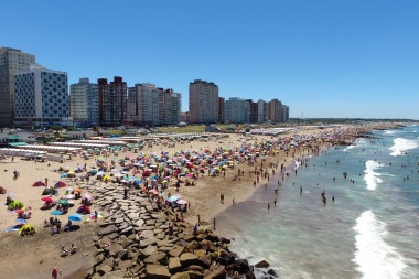 Verano: pese a la preocupación por suba de casos, descartan suspender la temporada