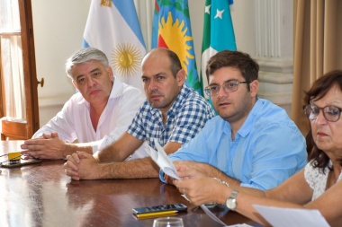 Avanza la compra de tres tractores para las localidades rurales de Bragado