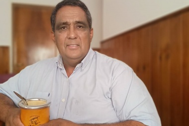 Adaro considera ser candidato por el peronismo en Juntos