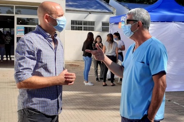 En Alberti ultiman detalles para el comienzo de la campaña masiva de vacunación