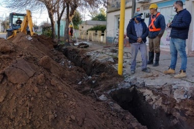 Lago expresó que Alberti se encamina al 100% de cobertura de cloacas