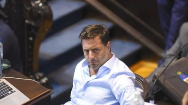 Rovello a Zurro: "Papelonero e incapaz"