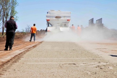 Impacto en la cuarta: provincia reanudará trabajos en la "Ruta del Cereal"