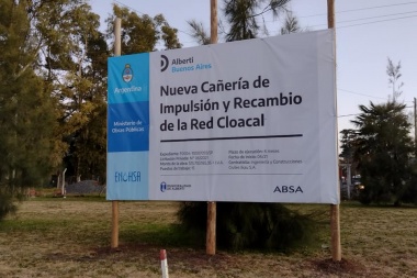 Comienza la obra del colector cloacal del Parque Industrial de Alberti