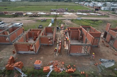 Avanza la construcción de 54 viviendas en Alberti con apoyo provincial
