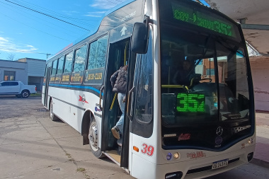Municipios y provincia: inició servicio de colectivos entre Alberti y Mercedes