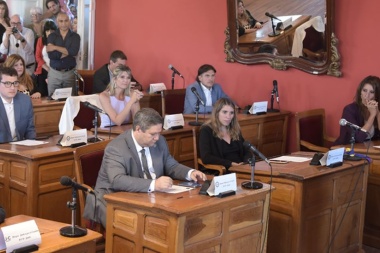 UxP pone el eje en el aumento de tasas y hay disconformidad opositora