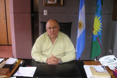 Henestrosa volvió a escena y anticipó "conflictos" en 2018