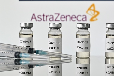 Arriban desde EEUU 843.000 dosis de AstraZeneca y otro lote de Sputnik desde Rusia
