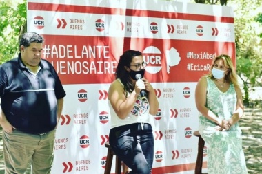 Revilla cerró la campaña 2020 en la tercera sección con un fuerte respaldo de las mujeres de la UCR