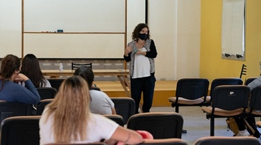 Kicillof avanza con la presencialidad en las universidades