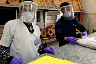 Kicillof anunció la baja de impuestos para las actividades perjudicadas por la pandemia