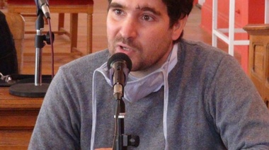Concejal del FdT acusó a Petrecca de "olvidar a los municipales"