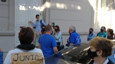 Municipales de Junín reafirmaron la protesta con Petrecca en el centro de las críticas
