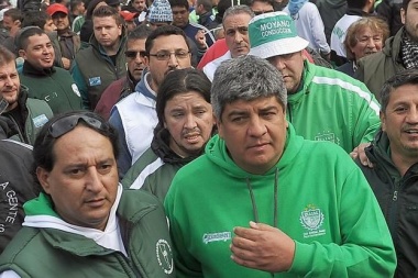 Camioneros en alerta y movilización para reclamar la reapertura de las paritarias