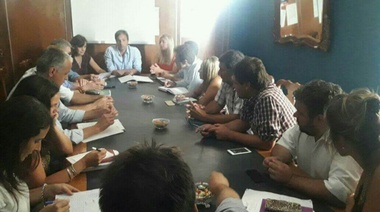 Mosca dio explicaciones a concejales pero no conformó al massismo