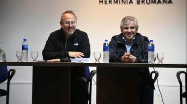 Britos acompañó a Valenzuela en una charla sobre la ley de educación gratuita 1420