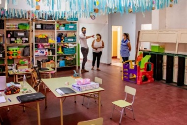 Petraglia reclamó por los bajos salarios de docentes en jardines municipales