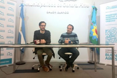 Simone firmó con Zavatarelli convenio por 56 viviendas en dos localidades
