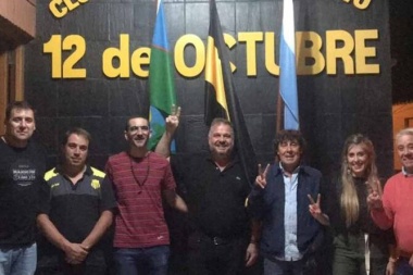 Movimiento Político, Cultural y Ecológico y La Capitana de recorrida por clubes y cooperativas de la cuarta