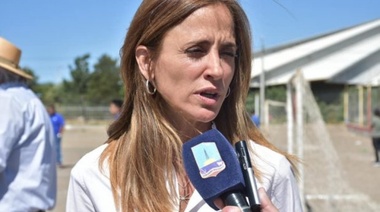 Tolosa Paz firma convenio de Desarrollo Social con municipios del interior bonaerense