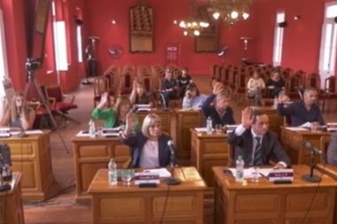 UxP y Juntos votaron proyecto en respaldo a la Unnoba y LLA rechazó