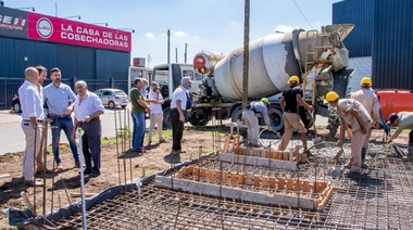Petrecca supervisó avance de obras de la cuarta planta de gas en Junín