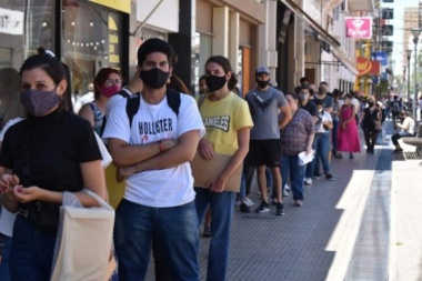 La desocupación terminó 2,1 puntos por encima de 2019