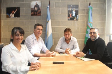 Martínez analizó con PBA la licitación por 43 viviendas en América