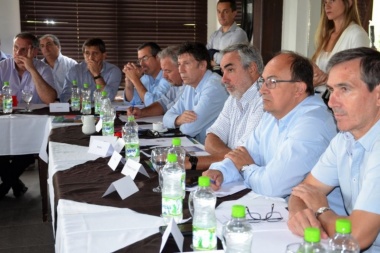 Guiño del radicalismo a Kicillof en la pelea por mayores recursos para la provincia