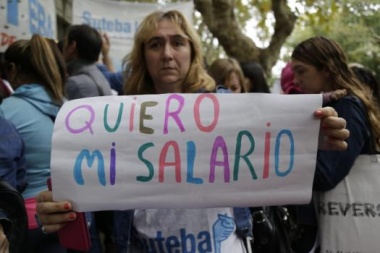 Sierra en la marcha de SUTEBA: “el miércoles deberán estar depositado los salarios adeudados”