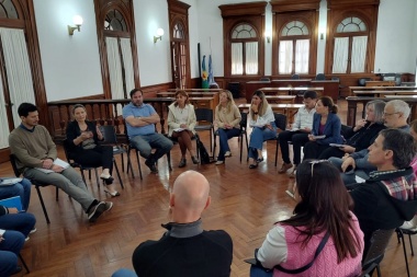 Gentile recibió a cooperativas del distrito
