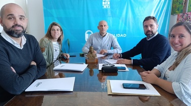 Municipio de Alberti y Edén firman convenio por la generación de energía renovable