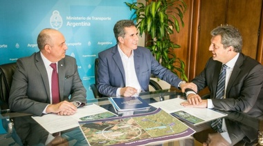 Senador de la cuarta valoró el rol de Massa por el gasoducto de América
