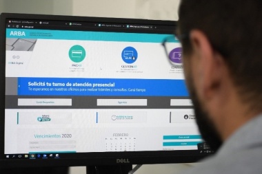 Kicillof proyecta subir los impuestos un 52% con más carga sobre quienes más tienen