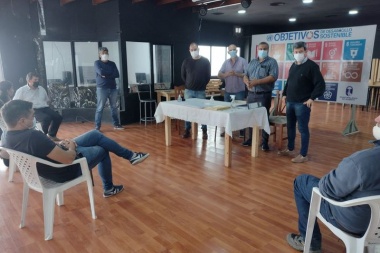 Apertura de sobres de la licitación para construir un Centro de Desarrollo Infantil en Alberti
